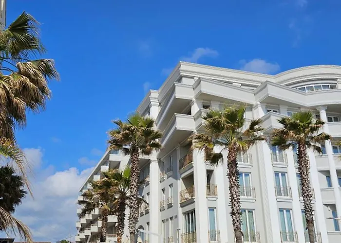 Sea View Apartament. Luxury Area In Beach. * Durres