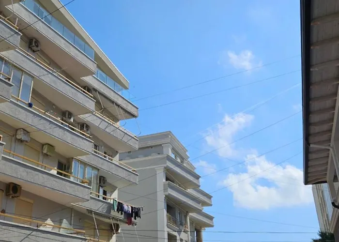 Sea View Apartament. Luxury Area In Beach. Appartement